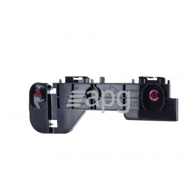 Genuine Toyota Hiace GDH300R/GDH320R/GRH300R Rear bar bracket LH (02/19-On)