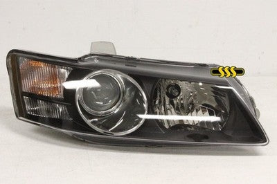 Holden Commodore Head Lamp Right Hand Calais Berlina International (09/03-08/04)