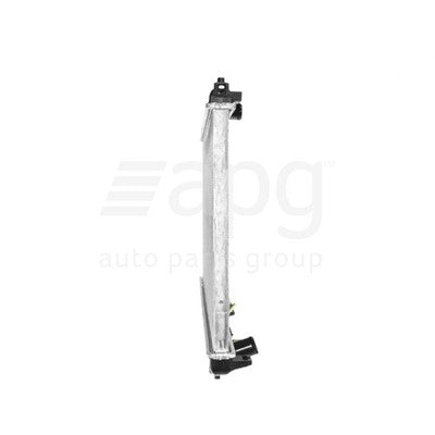 Hyundai Trajet FO Radiator Plastic Aluminium 410 x 728 x 26 mm 35 / 35 mm