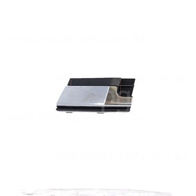 Genuine Toyota Kluger GSU50R/GSU55R Front Bar Tow Hook Cover RH (11/16-11/19)