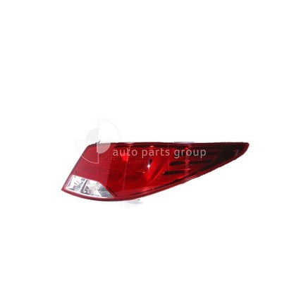 Genuine Hyundai Accent RB Tail Lamp RH (10/13-04/19)