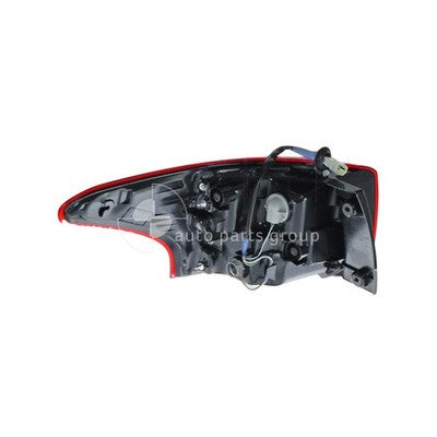 Genuine Mitsubishi Outlander ZK/ZL Tail Lamp RH LED (01/15-08/22)