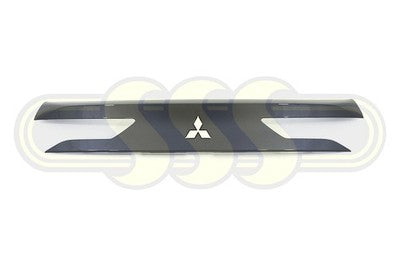 Genuine Mitsubishi Outlander Phev Tailgate Mould Rear Grey (01/22-On)