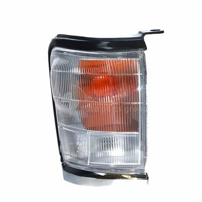 Toyota Hilux KZN165R/LN147R/LN167R Front Park / Indicator Lamp RH (10/97-09/01)