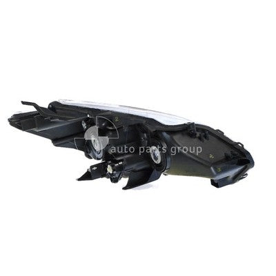 Genuine Toyota Prius-V ZVW40R Head Lamp LH Halogen (03/12-04/15)