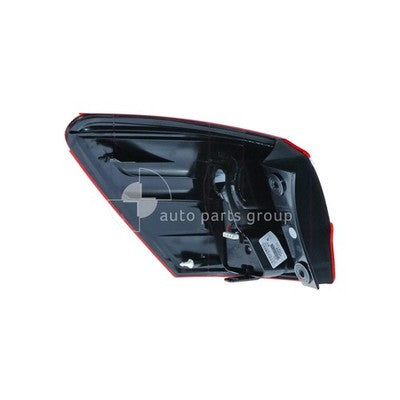 Genuine Nissan Dualis J10 Tail Lamp RH (01/10-05/14)