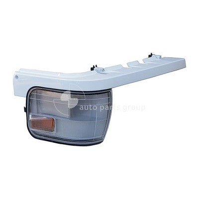 Genuine Mitsubishi Express SJ Front Park / Indicator Lamp LH (10/86-05/13)