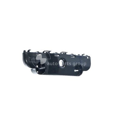 Genuine Nissan Navara NP300 Front Bar Bracket RH (04/15-10/16)