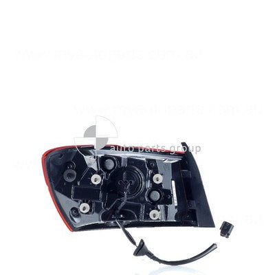 Genuine Kia Cerato BD Tail Lamp RH (06/21-02/23)