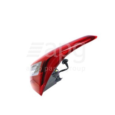Genuine Hyundai i30 GD/GD II Tail Lamp RH (05/12-03/17)