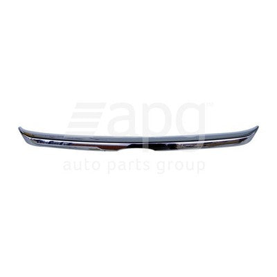 Genuine Honda Odyssey 3rd Gen Grille Mould (06/04-07/06)