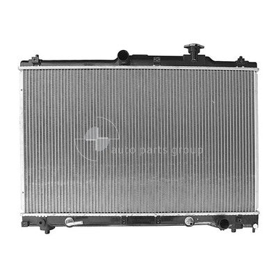 Toyota Tarago Radiator Plastic Aluminium 450 x 728 x 26 mm : Man/Auto 2.4 L 2AZ