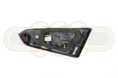 Genuine Kia Cerato Rear Garnish Lamp Right Hand Sedan With LED (02/16-06/18)