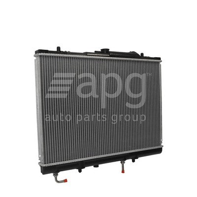Mitsubishi Challenger PA Radiator Plastic Aluminium 425 x 638 x 32 mm 35 / 35 mm