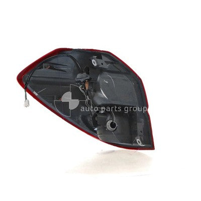 Genuine Subaru Liberty B4/B4A Tail Lamp RH (09/03-09/06)