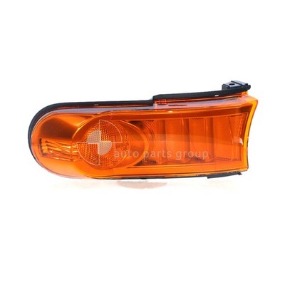 Genuine Toyota FJ Cruiser GSJ15R Front Park / Indicator Lamp RH (11/10-08/16)