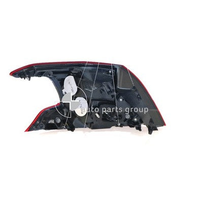 Peugeot 308 T9 Tail Lamp RH (10/14-01/18)