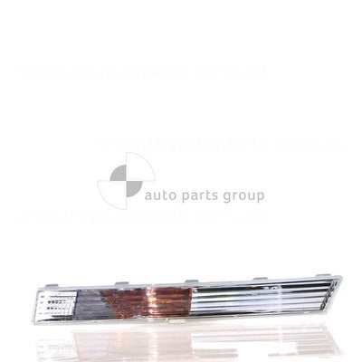 Genuine Volkswagen Passat 3C Front Bar Park / Indicator Lamp LH (03/06-04/11)