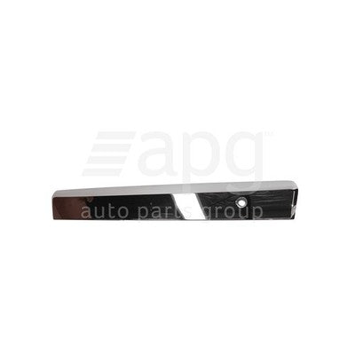 Genuine Holden Captiva 7 CG II Tail Gate Garnish (01/11-12/13)