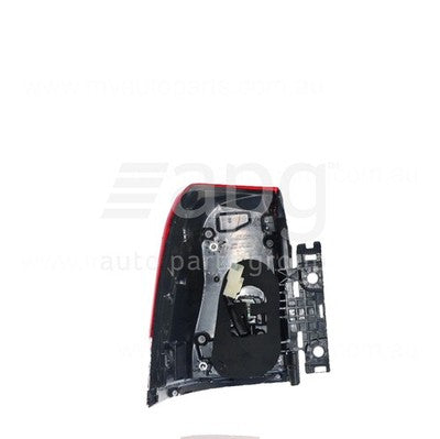 Toyota Landcruiser UZJ200/VDJ200 Tail Lamp RH LED (09/15-11/21)