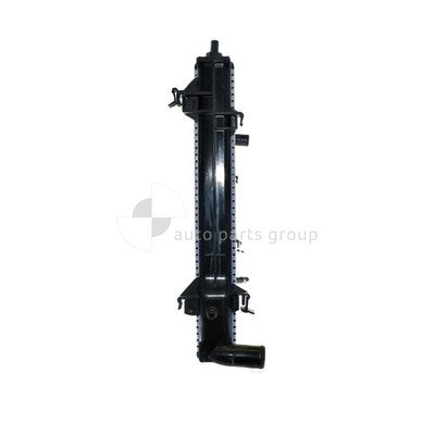 Holden Berlina Radiator Plastic Aluminium 675 x 428 x 34 mm 35 / 35 mm