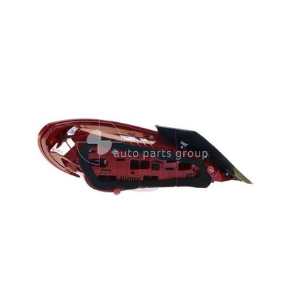Genuine Mercedes-Benz CLA Class C117/S117 Tail Lamp RH (10/13-08/16)