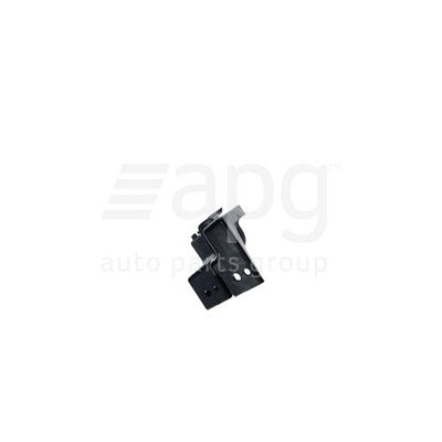 Genuine Hyundai i30 GD/GD II Front Bar Bracket RH (12/14-03/17)