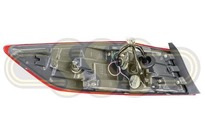 Hyundai Elantra Tail Lamp Right Hand No LED (12/15-09/18)