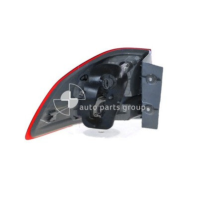 Genuine Mitsubishi Challenger PC Tail Lamp RH (07/13-12/15)