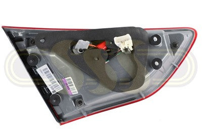 Genuine Hyundai I30 Rear Garnish Lamp Right Hand With LED (12/14-03/17)
