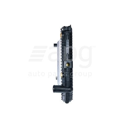 Ford Fairlane NC/DC/XG Radiator Plastic Aluminium 700 x 418 x 32 mm 38 / 45 mm