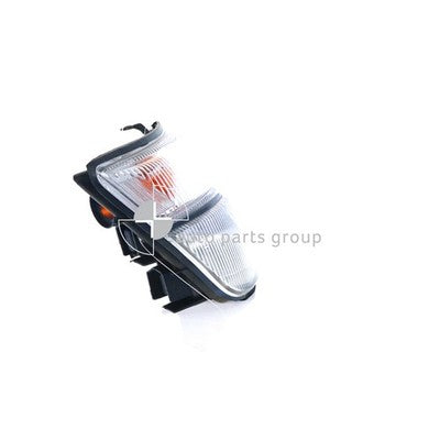 Nissan Patrol GU Front Park / Indicator Lamp RH (12/97-10/01)