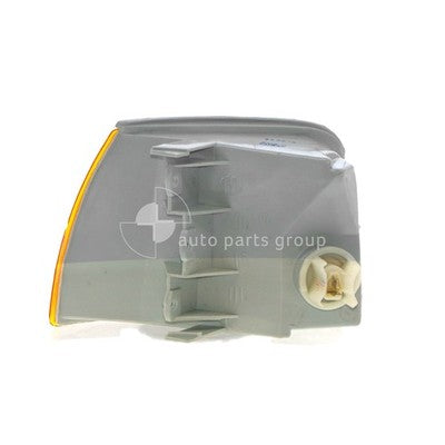 Ford Falcon DC/XG Front Park / Indicator Lamp RH (02/88-03/96)
