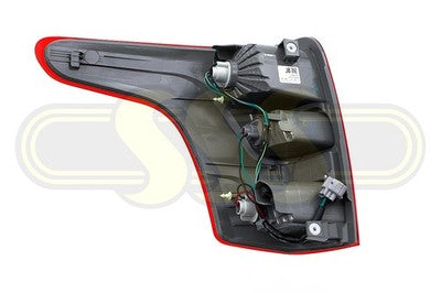 Genuine Mitsubishi Triton Tail Lamp Right Hand Not For Tray (01/15-10/18)