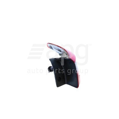 Genuine Hyundai i30 GD/GD II Tail Lamp RH (02/13-12/15)