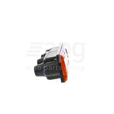 Genuine Nissan Navara D22/D40 Tail Lamp LH (10/01-04/15)