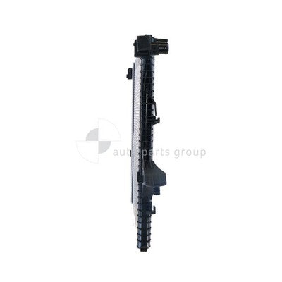 Volkswagen Amarok 2H Radiator Plastic Aluminium 615 x 588 x 22 mm 32 / 32 mm