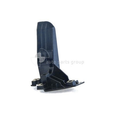 Genuine Hyundai i30 PD Front Bar Bracket LH (03/17-08/20)
