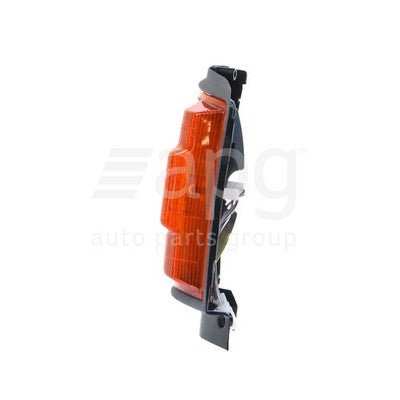 Toyota Hilux YN63/LN65 Front Park / Indicator Lamp LH (08/83-08/88)