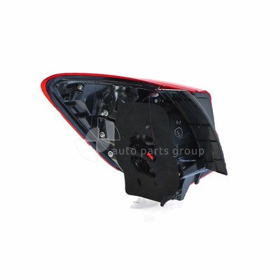 Genuine Toyota Yaris NCP130/NCP131 Tail Lamp RH (on QTR) 17-20 (01/17-05/20)
