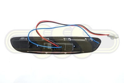 Toyota Hiace Tailgate Lamp Centre With LED 3/12 With LED (08/10-12/13)
