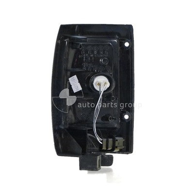 Nissan Navara D21 Front Park / Indicator Lamp RH (02/92-02/97)