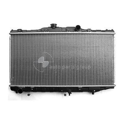Toyota Corolla AE80/AE82/AE82 Radiator Plastic Aluminium 325 x 668 x 16 mm : Man