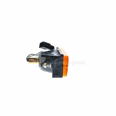Toyota Corolla Front Bar Park / Indicator Lamp RH Amber (11/84-01/07)