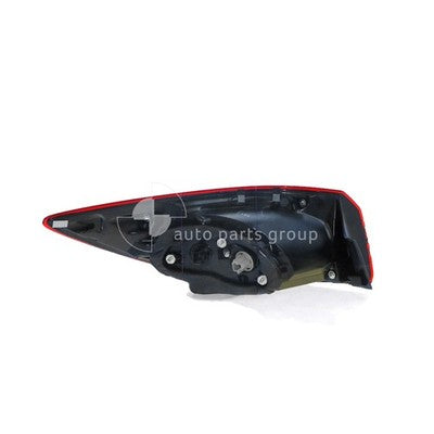 Genuine Mazda 3 BM/BN Tail Lamp RH (11/13-03/19)