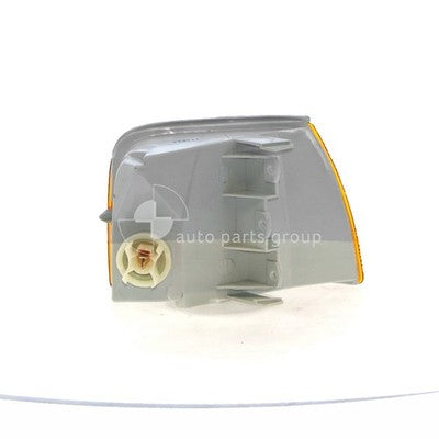 Ford Falcon DC/XG Front Park / Indicator Lamp LH (02/88-03/96)