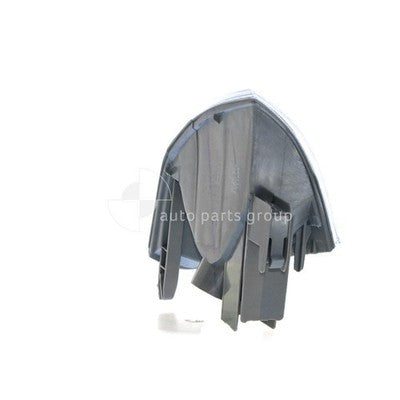 Nissan X-trail T30 Front Park / Indicator Lamp LH (09/01-09/07)