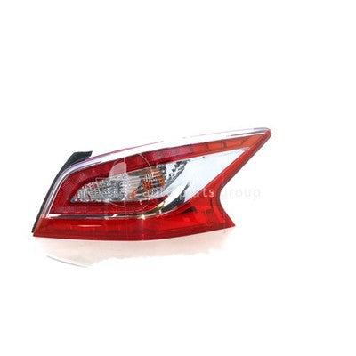 Genuine Nissan Altima L33 Tail Lamp RH Red/Clear (09/13-04/17)