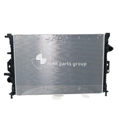 Ford Kuga TF Radiator Plastic Aluminium 670 x 448 x 26 mm : Manual (03/13-11/14)