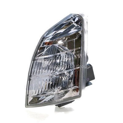 Genuine Nissan X-trail T30 Front Park / Indicator Lamp LH (09/01-09/07)